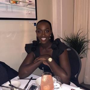 Meet your Posher, Elsy